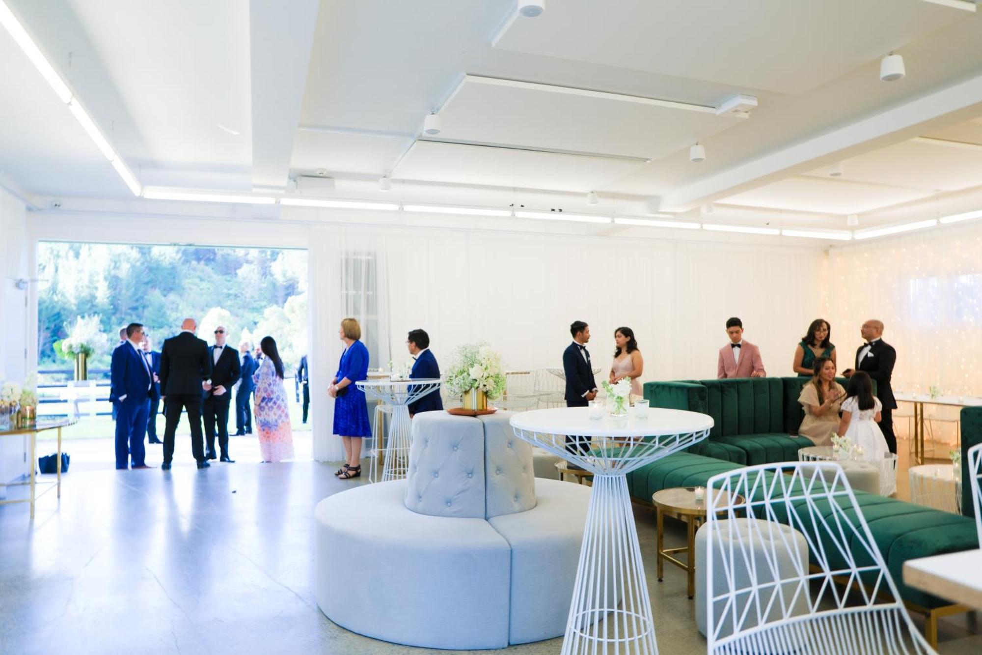 Hus - Boutique Venue & Accommodation Riverhead ภายนอก รูปภาพ